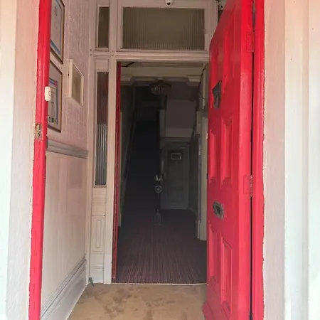 The Aberford Hotel Blackpool Exterior photo